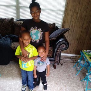 Meet your Posher, Latoya